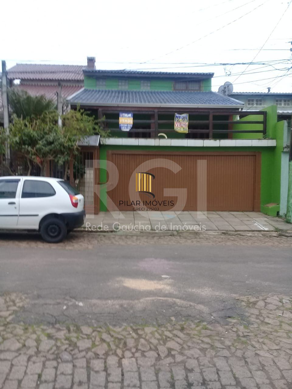 Casa para Venda - 120m², 2 dormitórios, 2 vagas - Rubem Berta