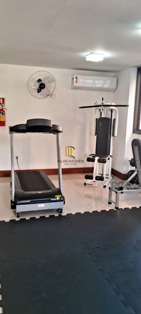 Apartamento 02 dormitórios alto padrão, bairro São João, com 02 vagas cobertas 