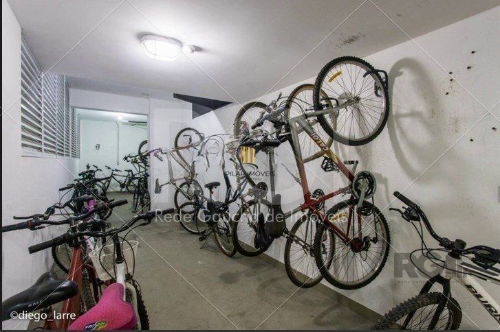 Apartamento para Venda - 80.99m², 3 dormitórios, sendo 1 suites, 2 vagas - Bom Fim