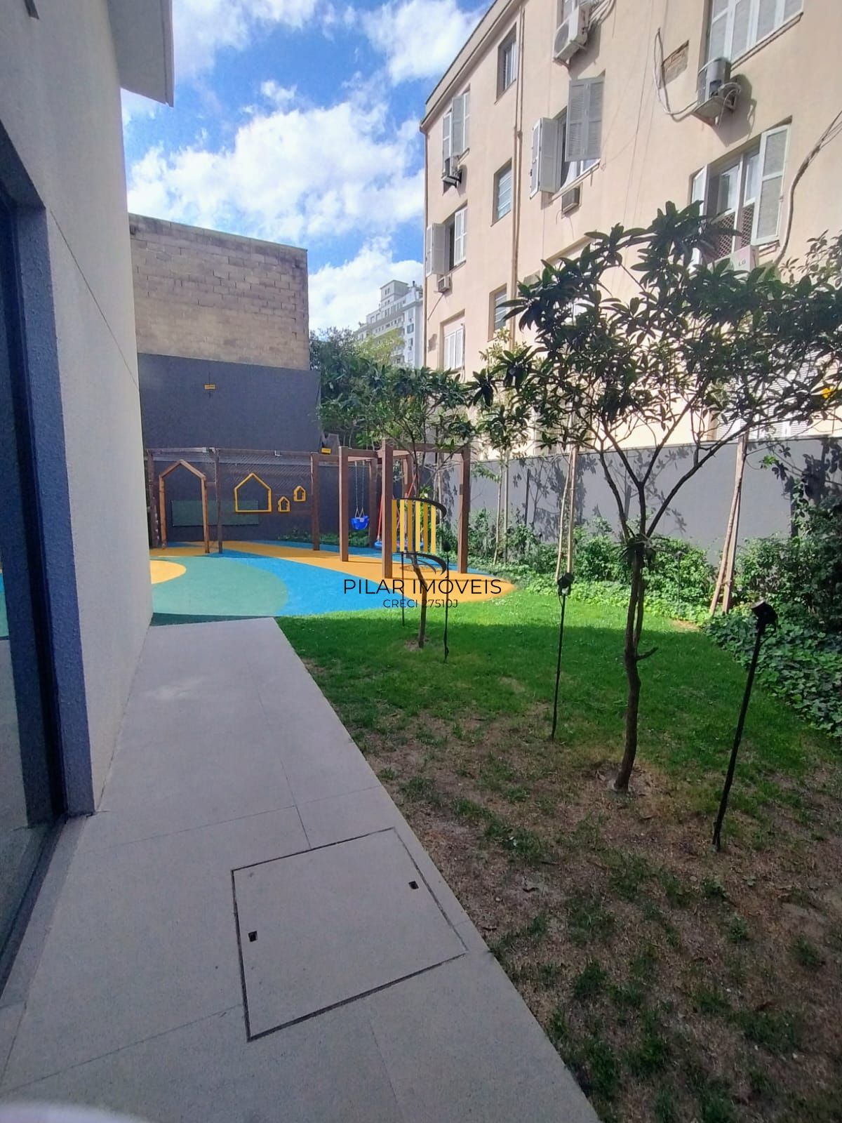 Apartamento 1 quarto novo com garagem na Cidade Baixa