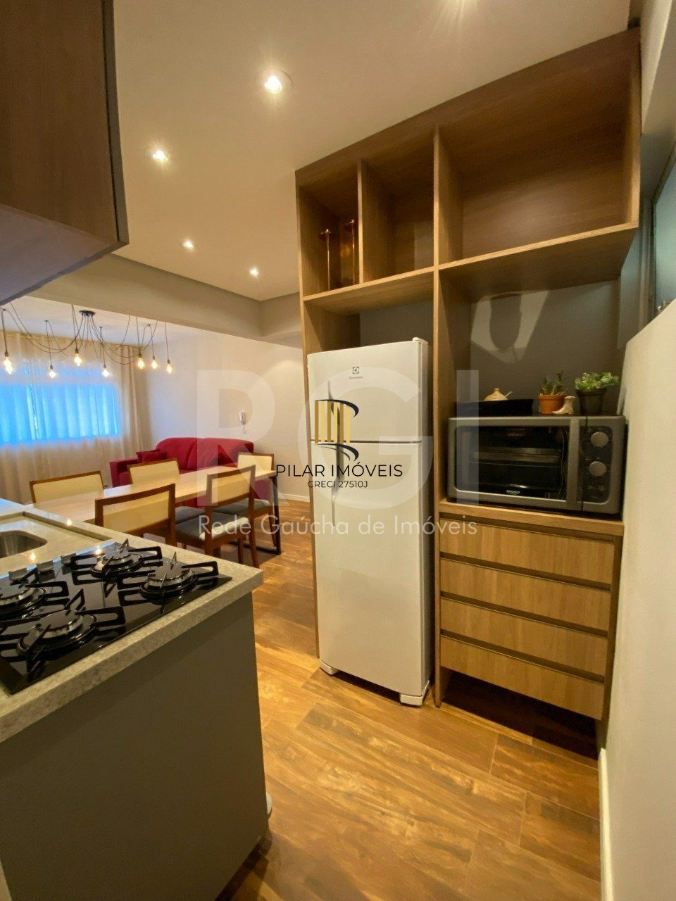 Apartamento 2 quartos com garagem no Menino Deus!