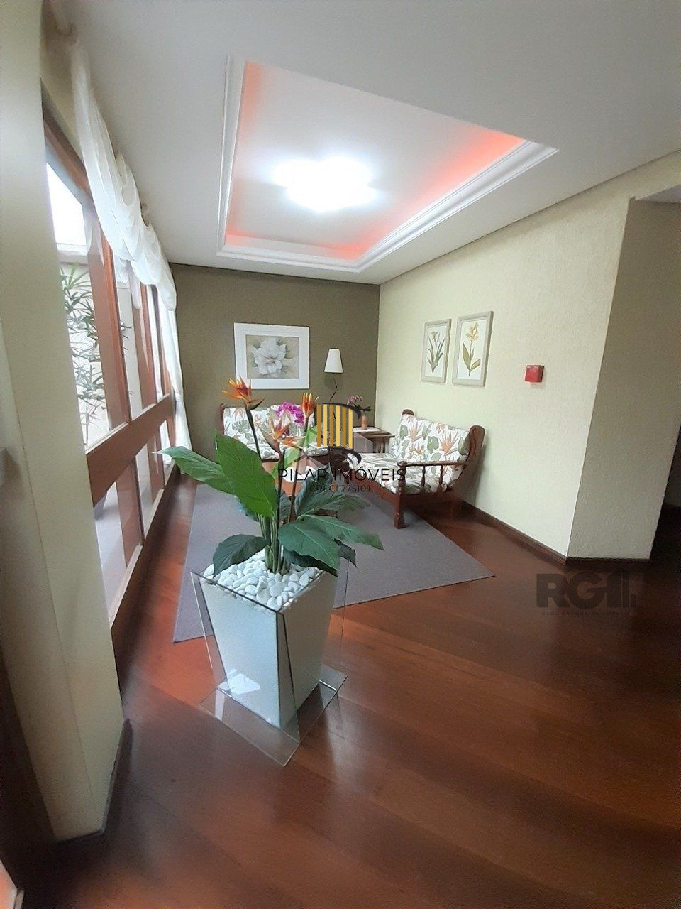 Apartamento 1 quarto com garagem no Menino Deus.