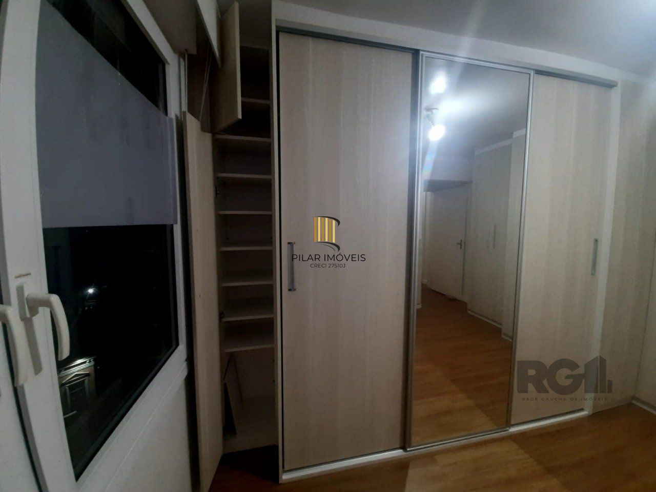  Apartamento 2 dormitórios, de frente 100% reformado bairro Cidade Baixa- Porto Alegre