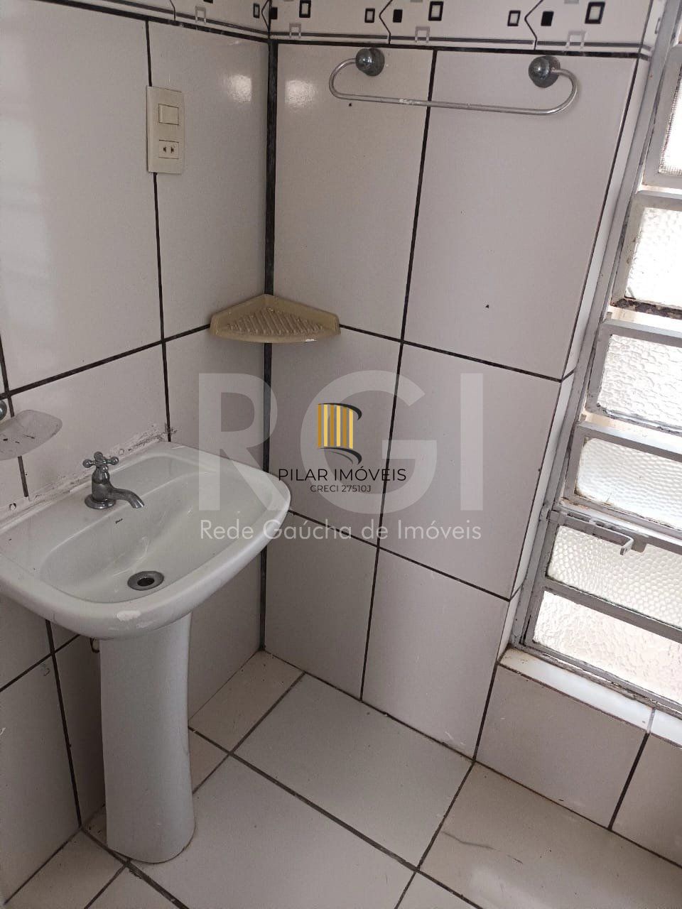 Apartamento JK para Venda - com pátio - Cidade Baixa