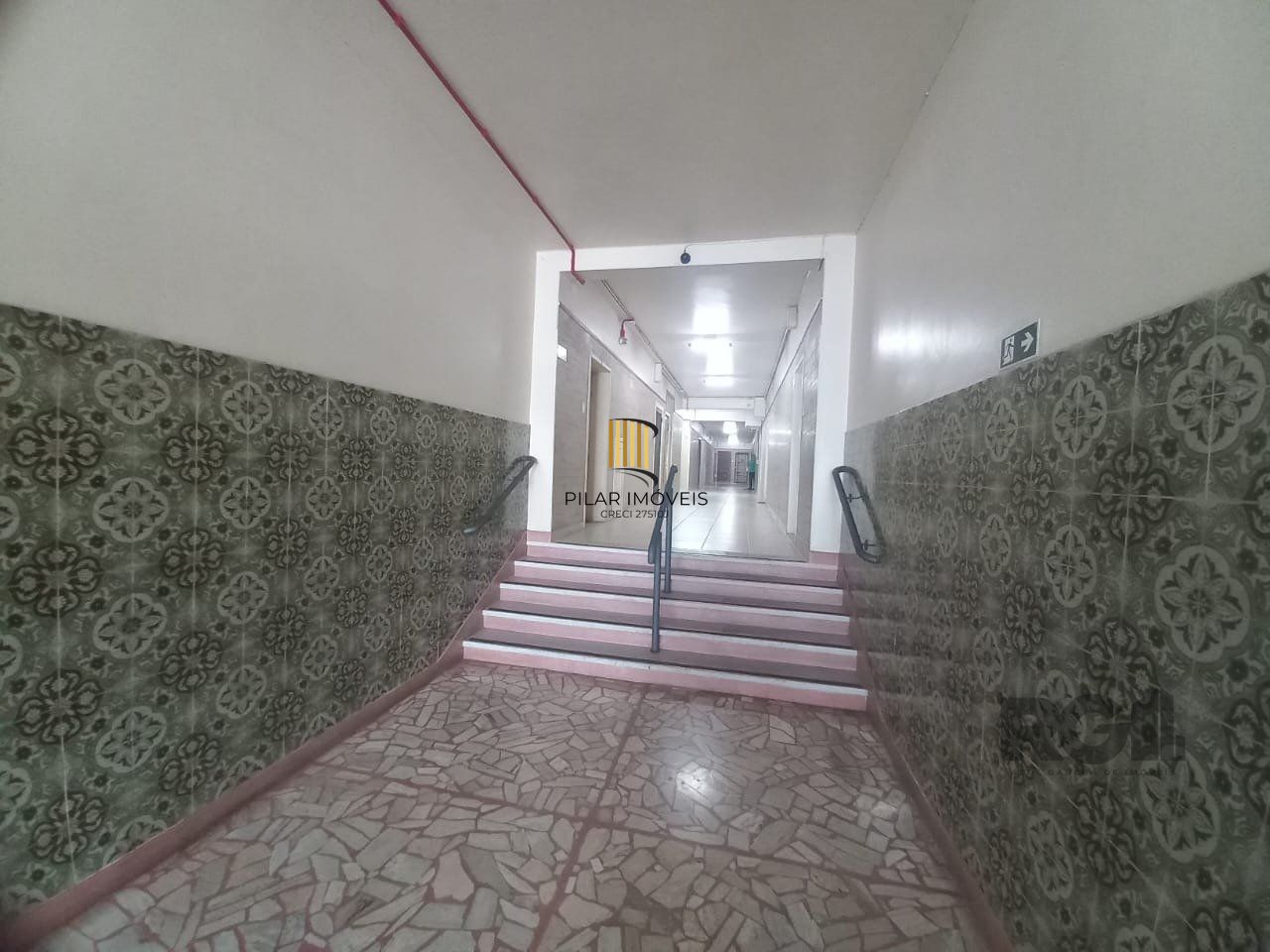 Ótimo apartamento 1 quarto no Cetro Histórico.