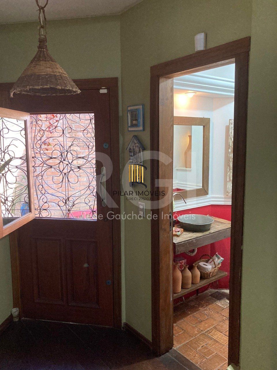 Casa 3 dormitórios no bairro Santo Antônio