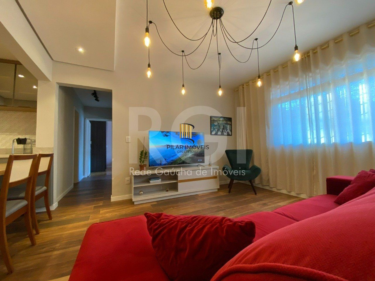 Apartamento 2 quartos com garagem no Menino Deus!