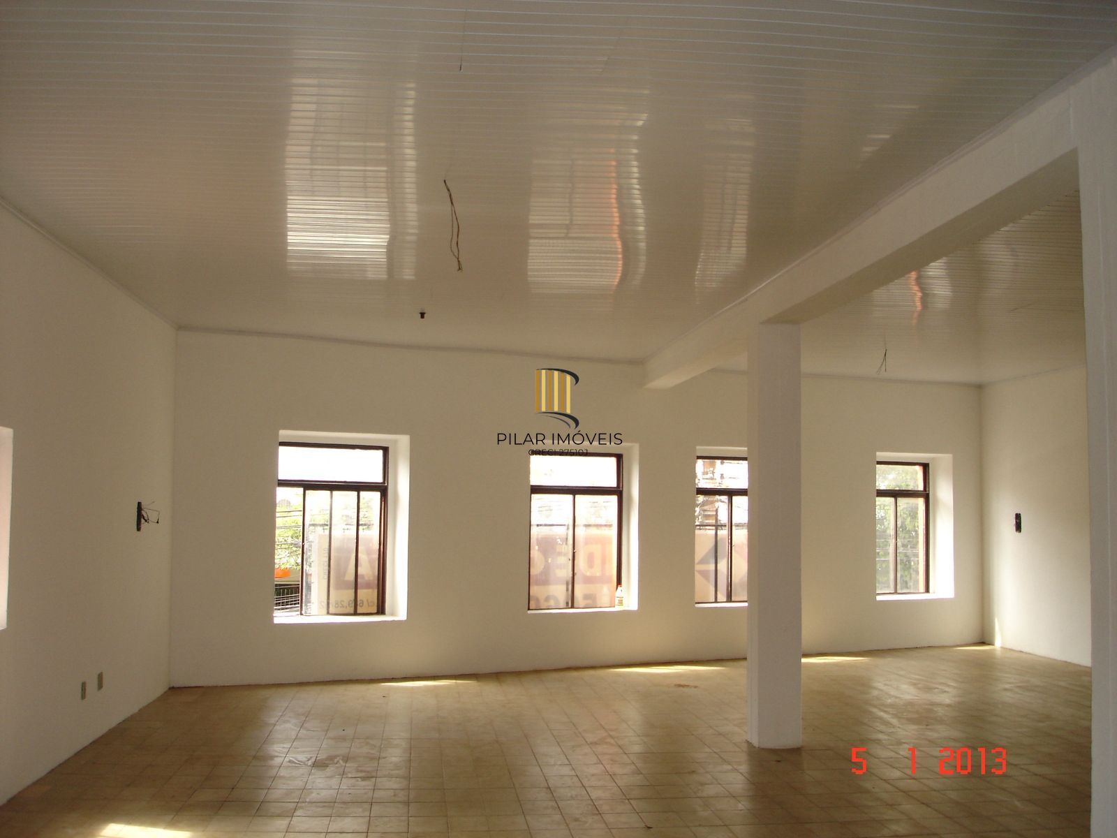 Pavilhão 3 dormitórios no bairro Floresta