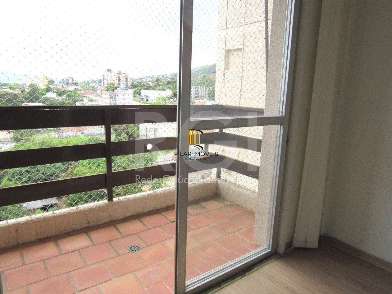 Apartamento 1 quarto com sacada e garagem! - Pilar Imóveis