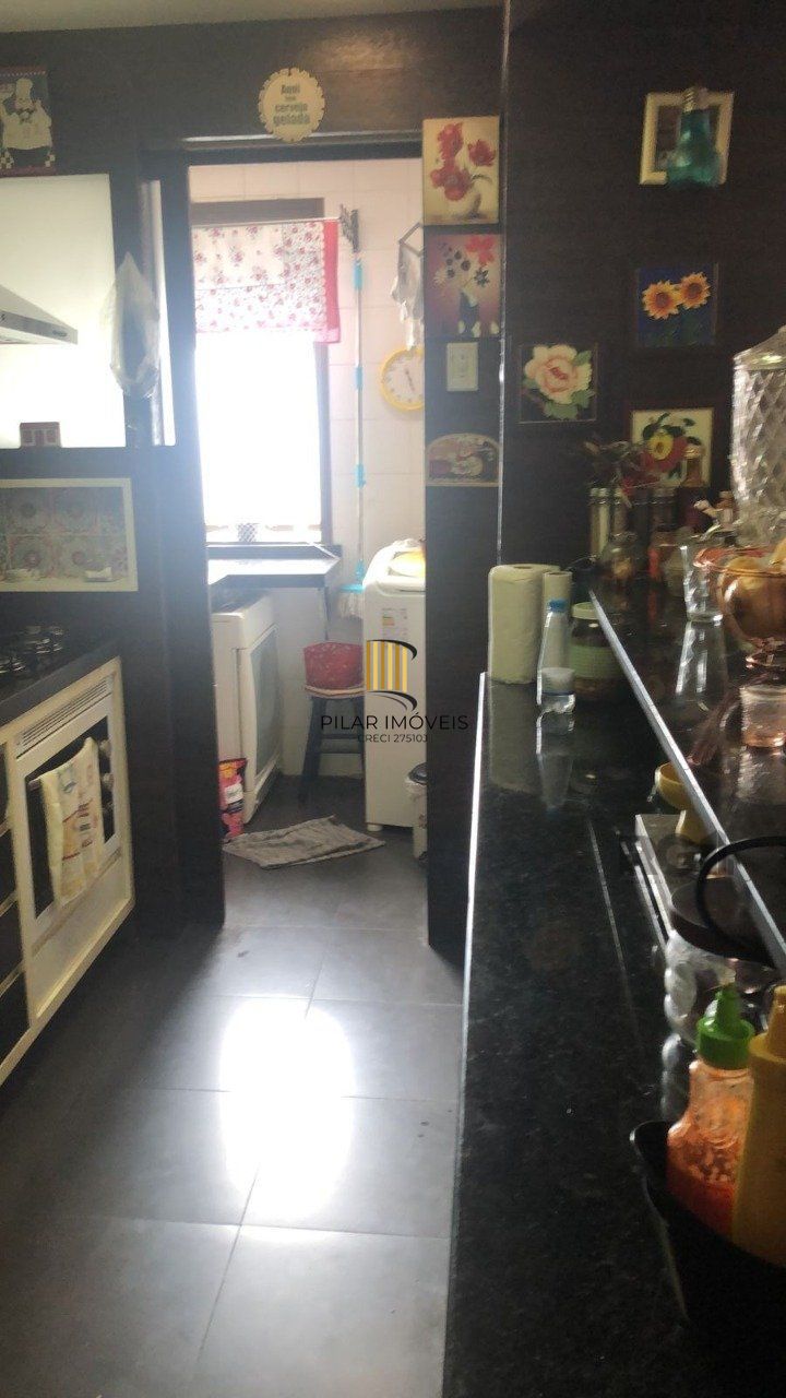 Excelente apartamento 2 quartos, suite e garagem na Cidade Baixa!