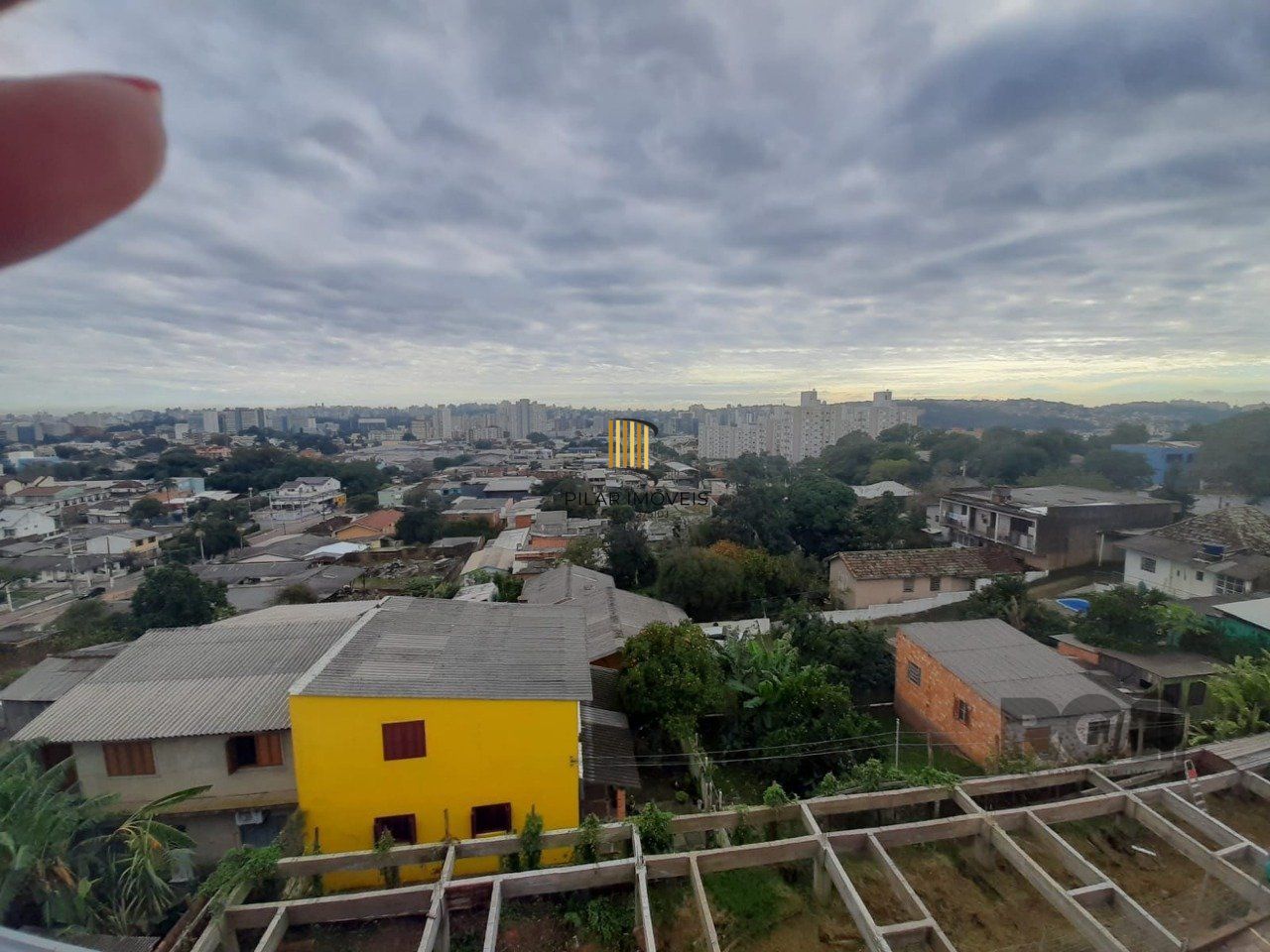 Apartamento 2 dormitórios, frente,  com vaga , , Bairro Partenon- porto alegre