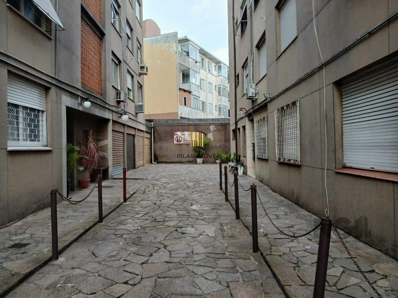 Apartamento  térreo de 1 quarto  42 m2 com patio 
