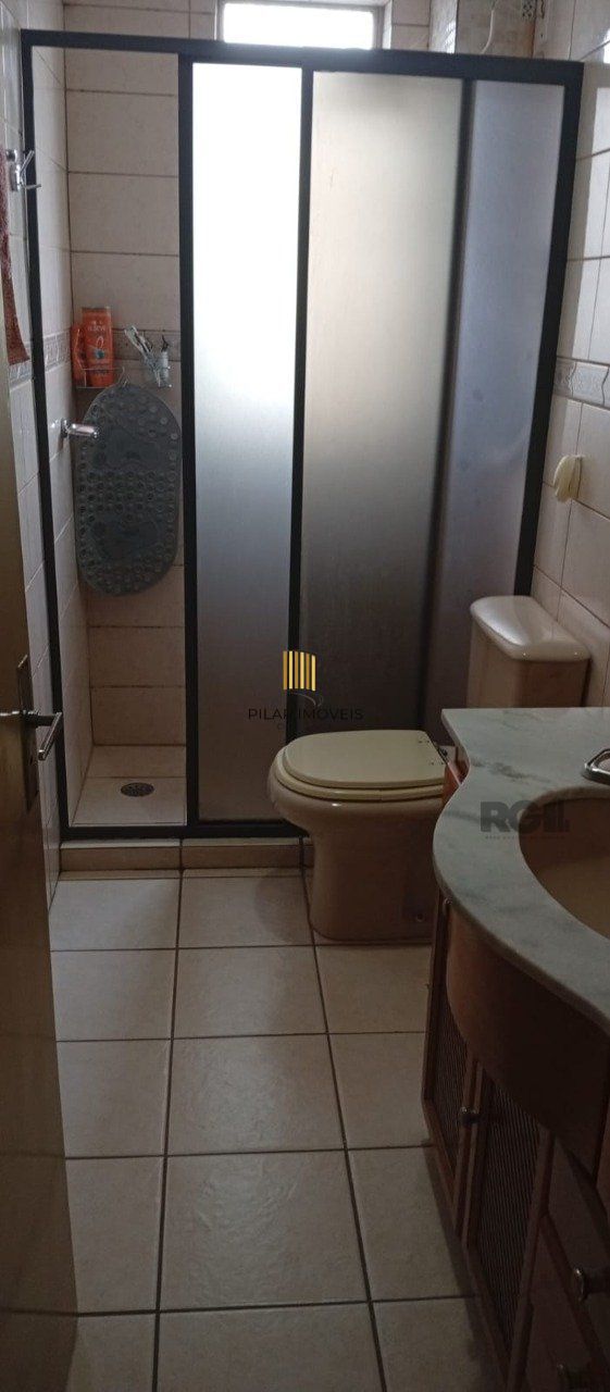 Apartamento de 02 dormitórios, de frente com elevador bairro Partenon- Porto Alegre