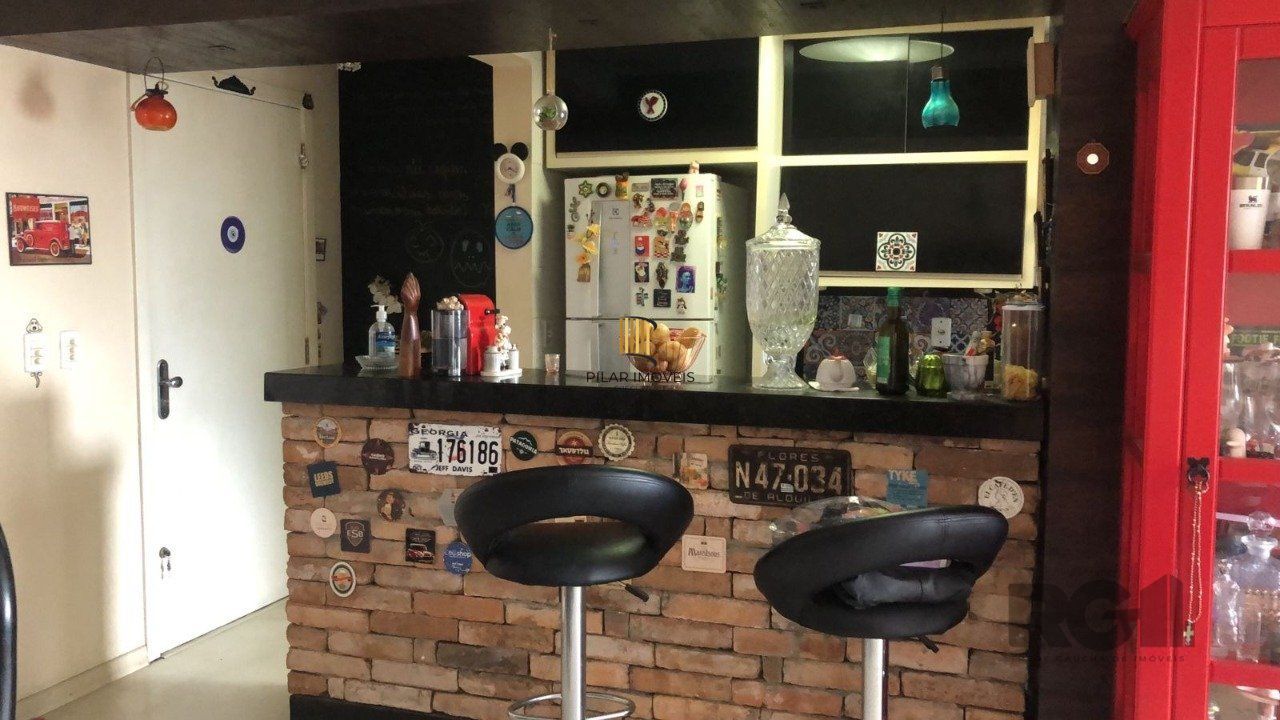 Excelente apartamento 2 quartos, suite e garagem na Cidade Baixa! - Pilar Imóveis