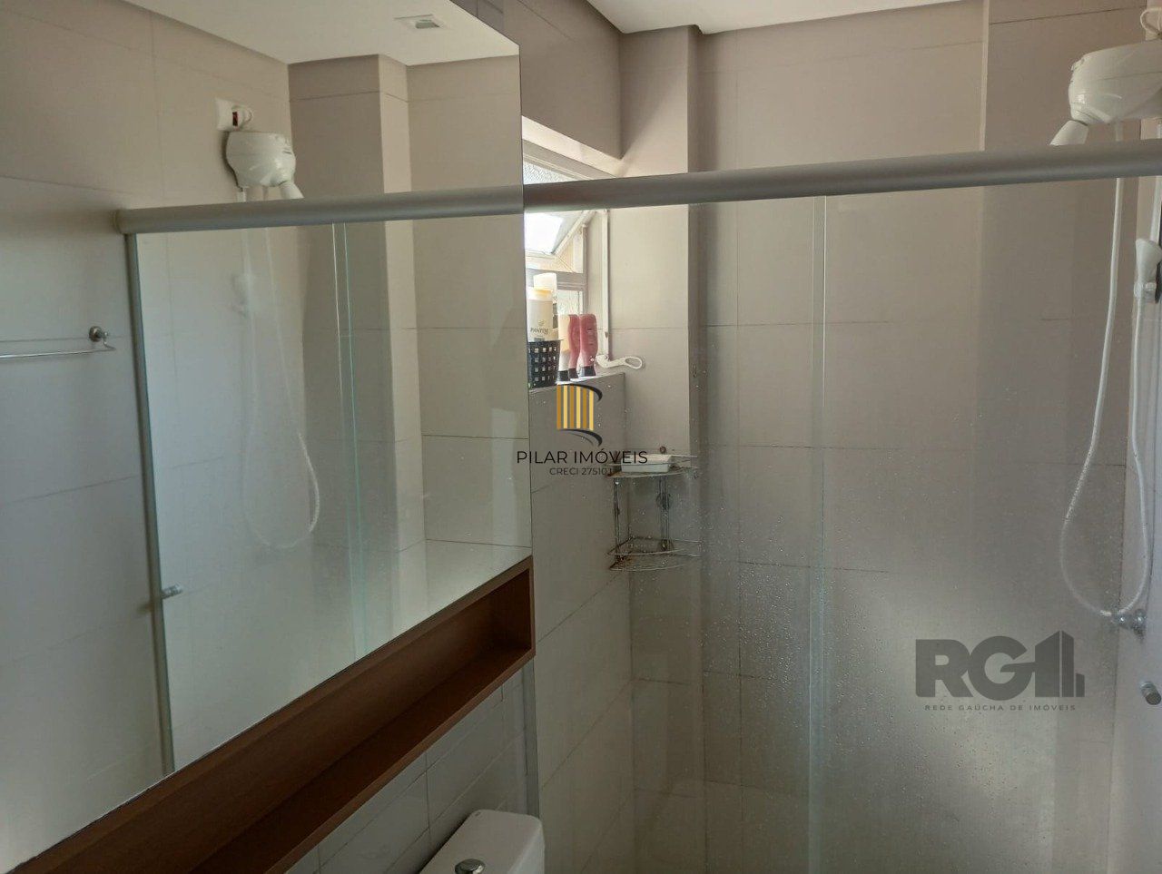 Apartamento 2 quartos, garagem semi mobiliado!