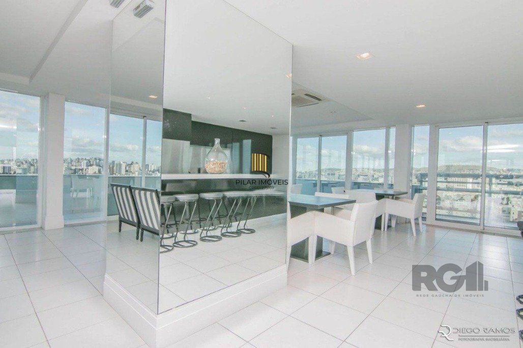 Apartamento 3 dormitórios no bairro Cidade Baixa