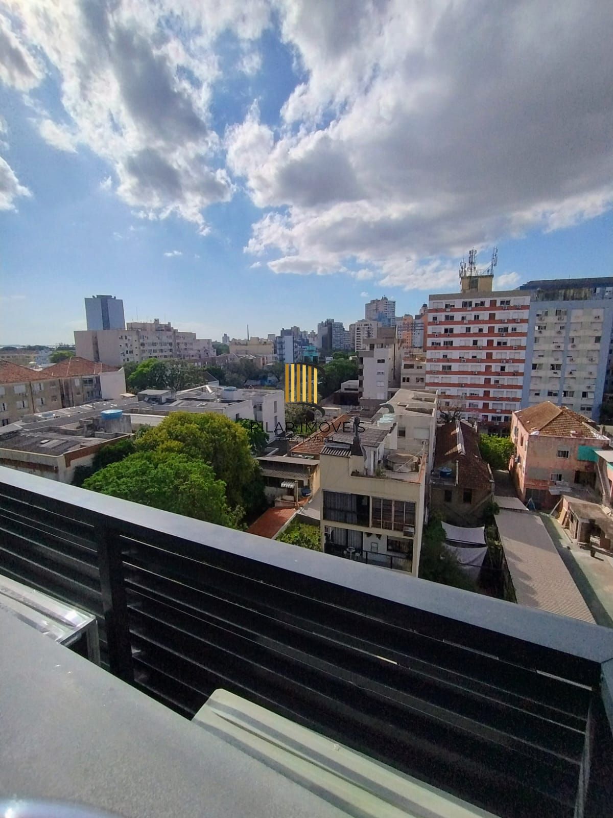 Apartamento 1 quarto novo com garagem na Cidade Baixa