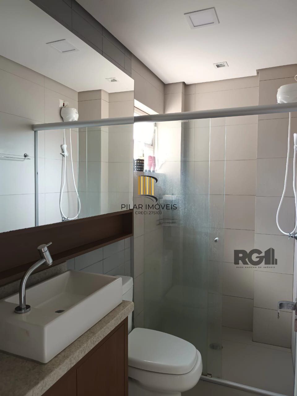 Apartamento 2 quartos, garagem semi mobiliado!
