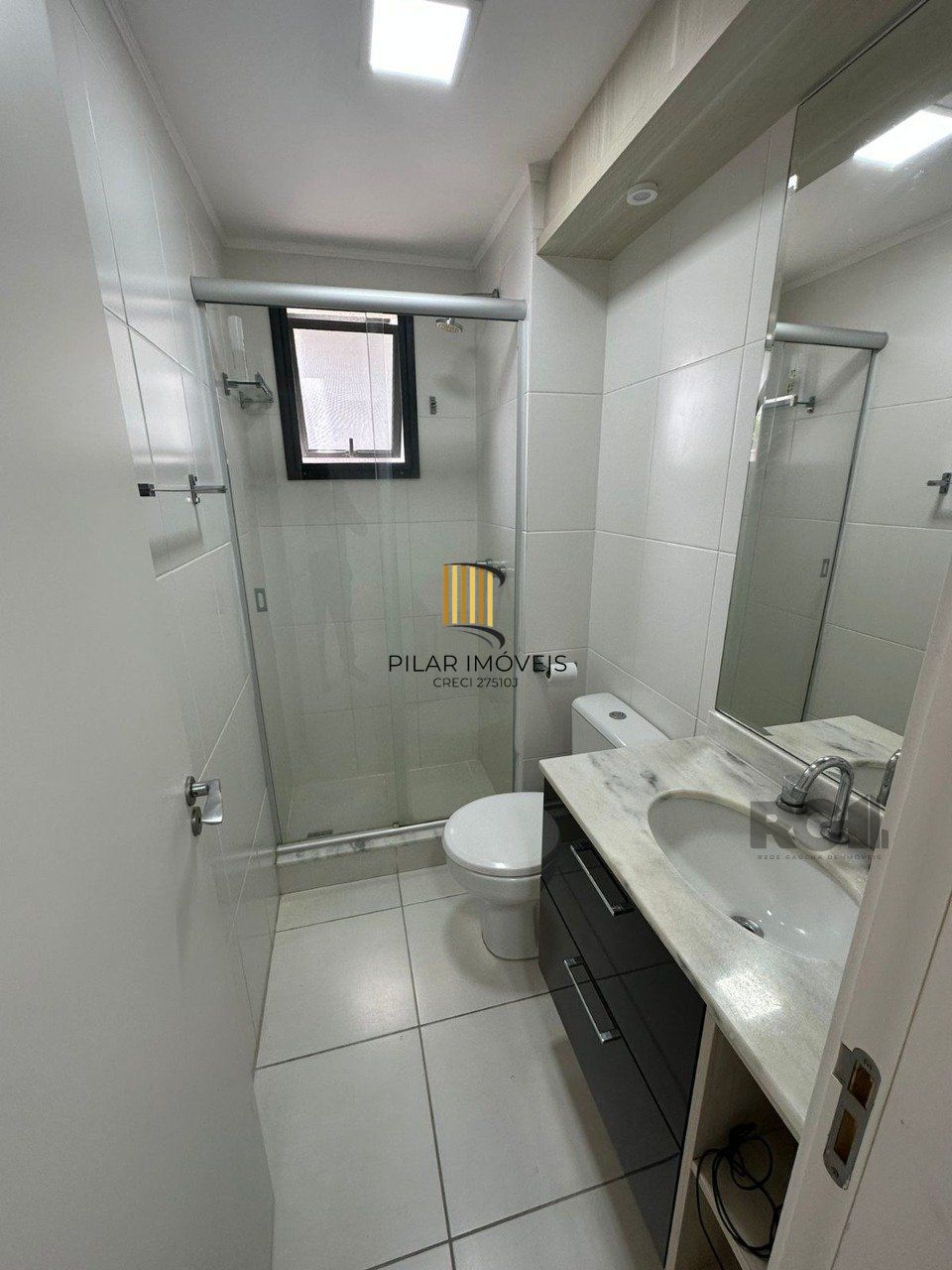 Apartamento 2 dormitórios no bairro Camaquã