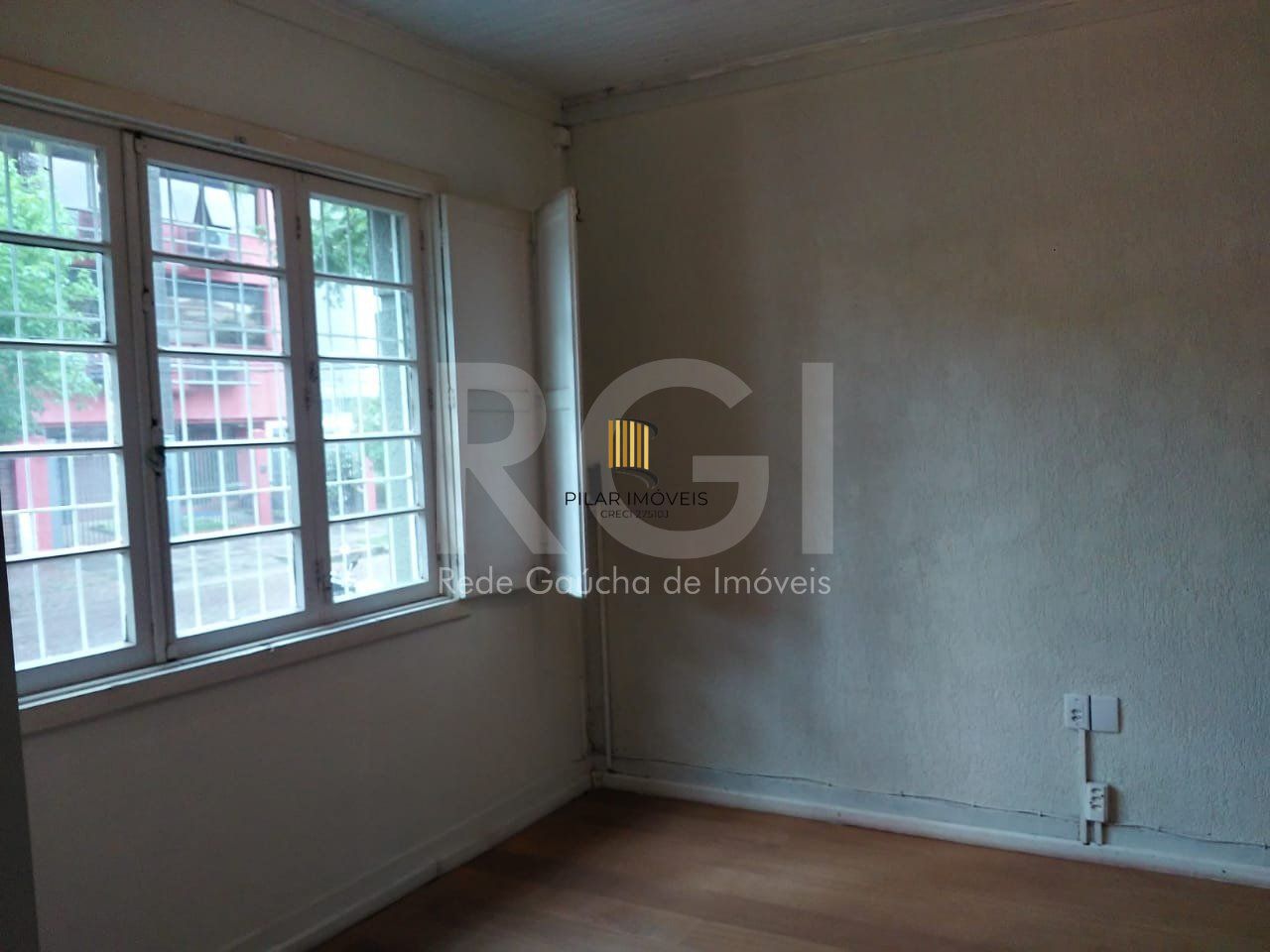 Casa para Venda - 126m², 3 dormitórios, Floresta