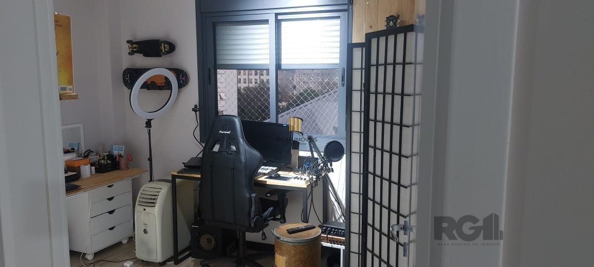 Apartamento 2 dormitórios no bairro Farroupilha