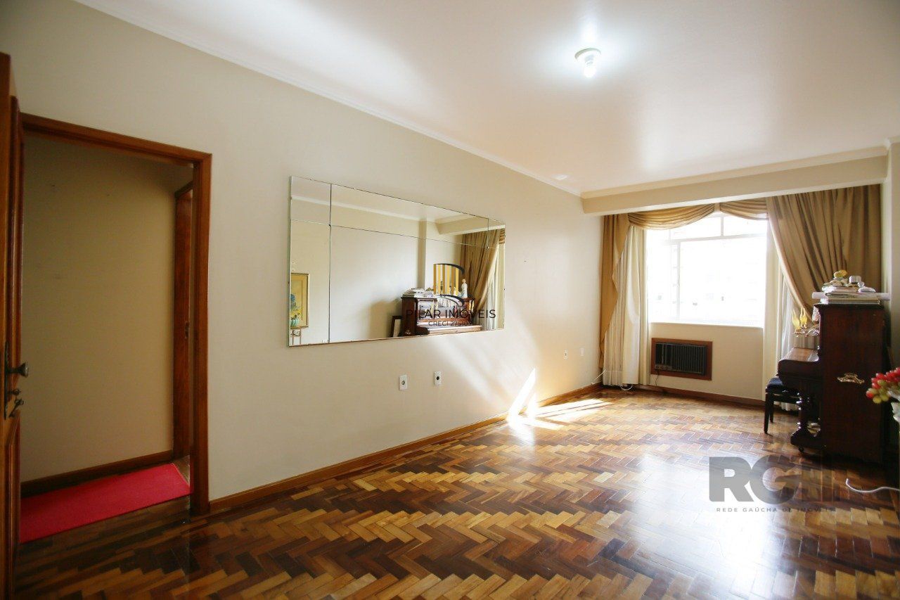 Apartamento 3 dormitórios no bairro Centro Histórico
