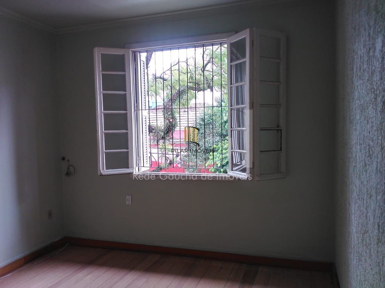Casa para Venda - 126m², 3 dormitórios, Floresta