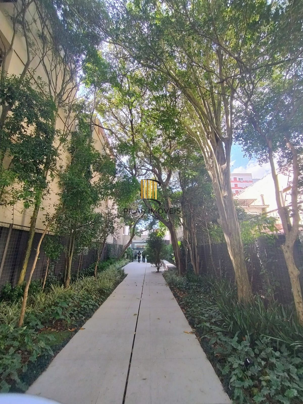 **Apartamento 3 quartos 2 garagens Novo e Desocupado à Venda na Cidade Baixa, Porto Alegre, RS**