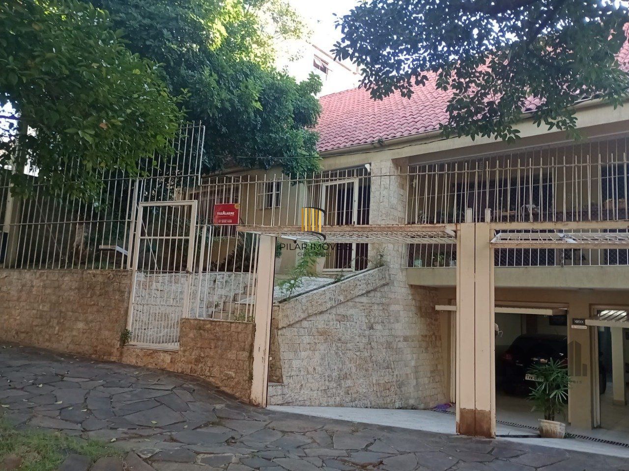 Casa 3 dormitórios no bairro Santo Antônio