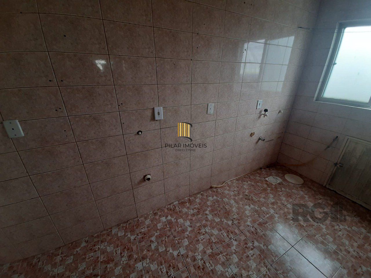 Apartamento 2 dormitórios, frente,  com vaga , , Bairro Partenon- porto alegre