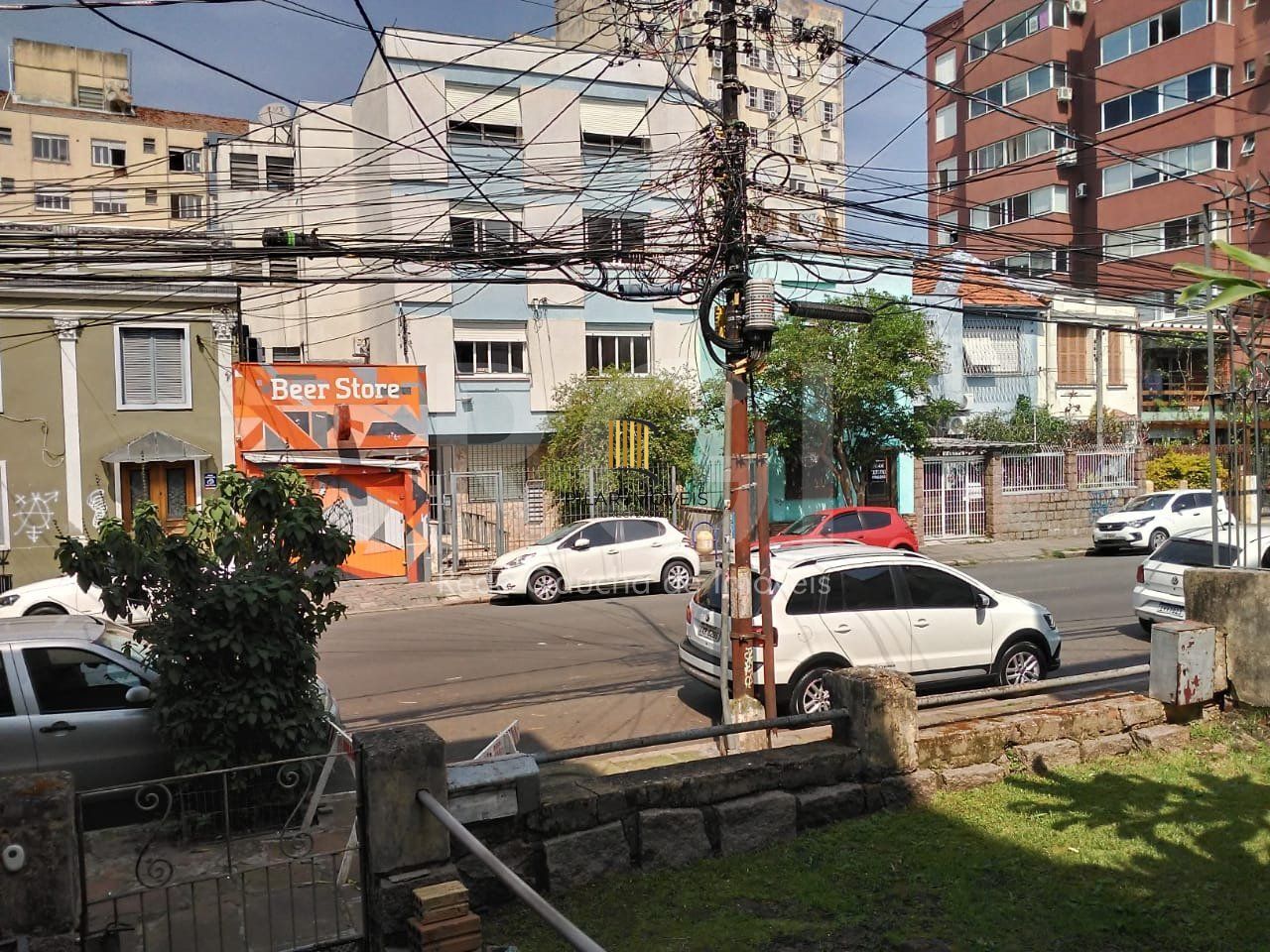 Casa para Venda - 130m², 2 dormitórios, 1 vaga - Cidade Baixa