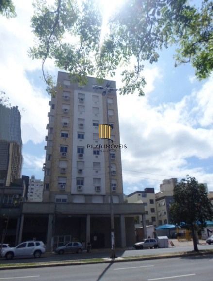 Apartamento 2 quartos, suite e garagem na cidasde Baixa.