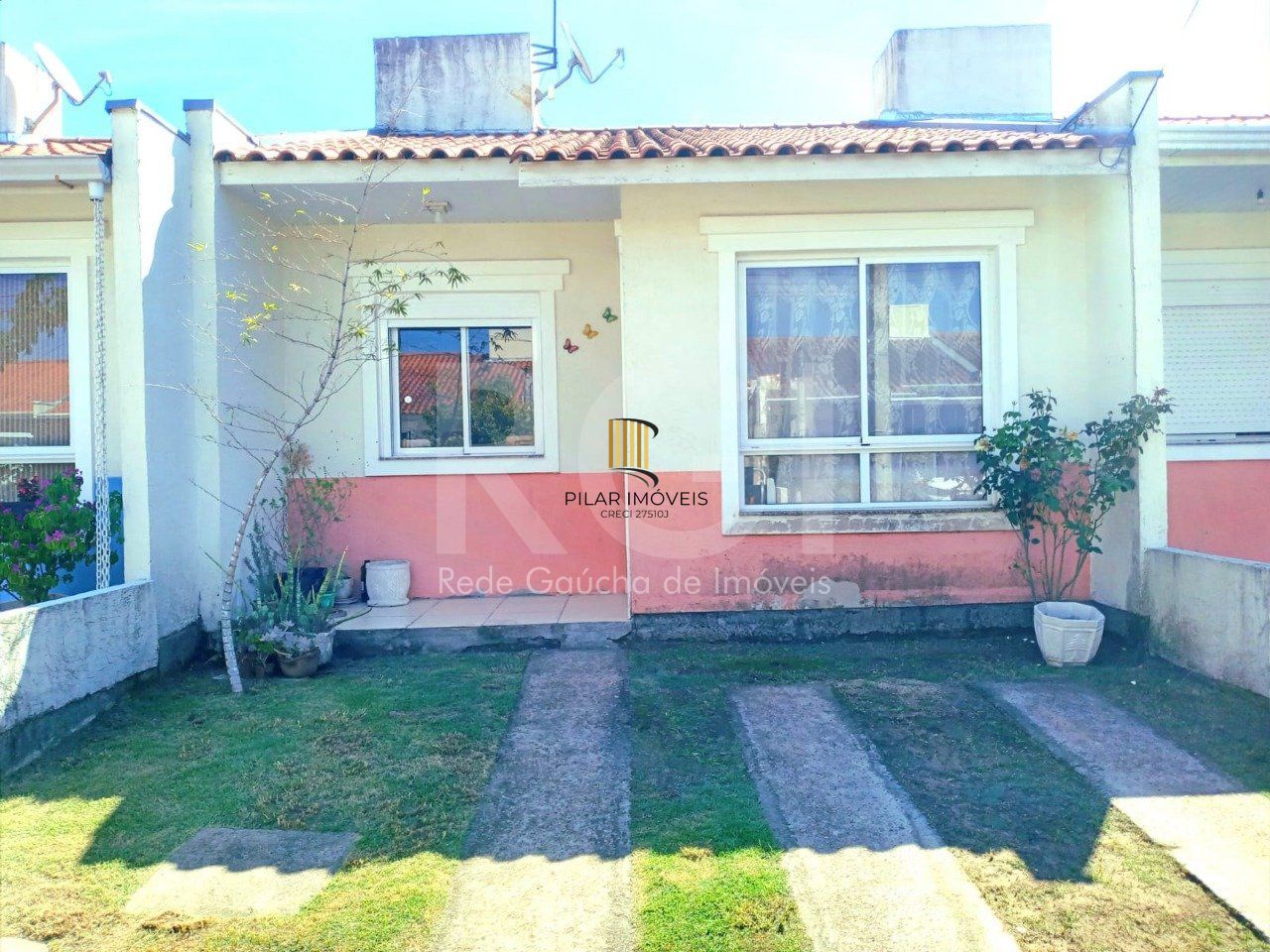 Casa de Condomínio 2 dormitórios no bairro Restinga