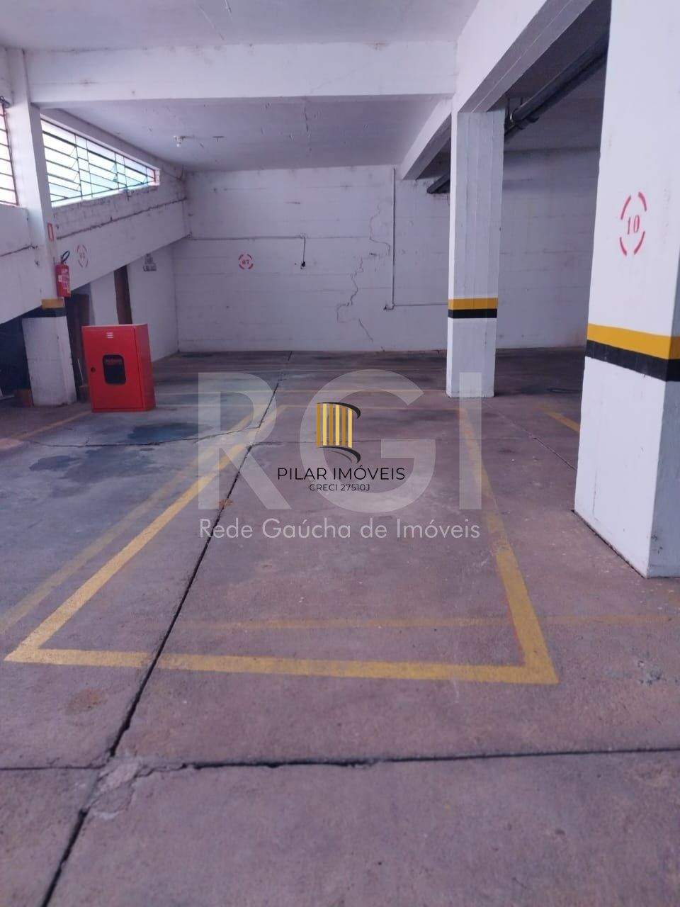Apartamento 2 quartos com garagem no Menino Deus!