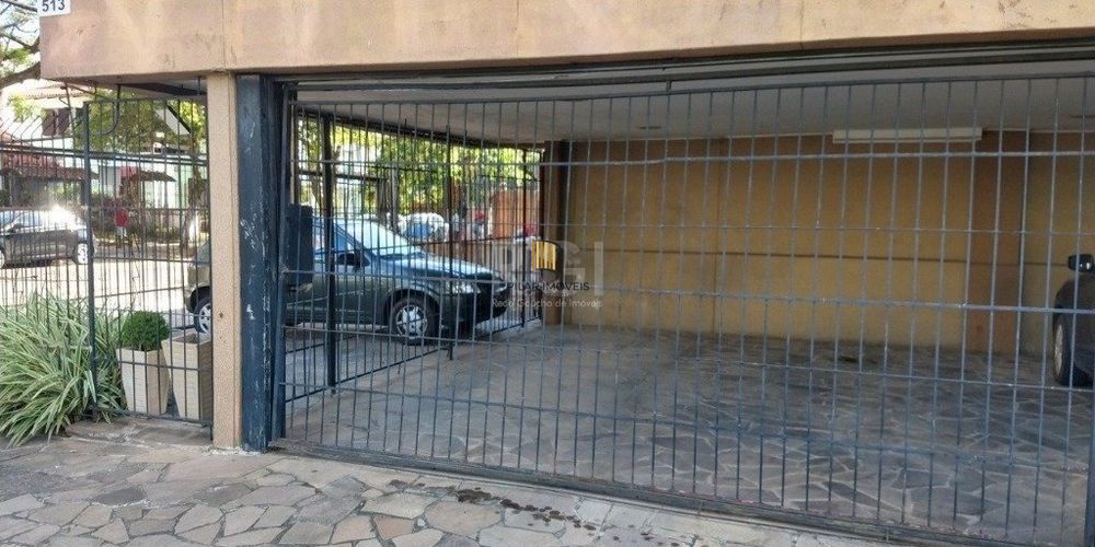 Vende Cobertura, 2 quartos, 2 vagas de garagem com terraço no bairro Santana.