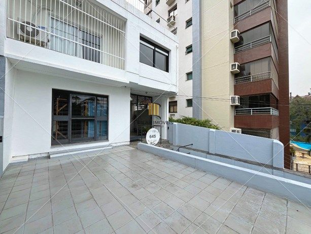 Casa para Venda - 3 dormitórios, sendo 1 suites, 2 vagas - Menino Deus