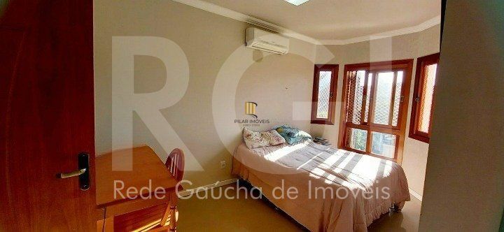 Casa 3 dormitórios no bairro Espírito Santo