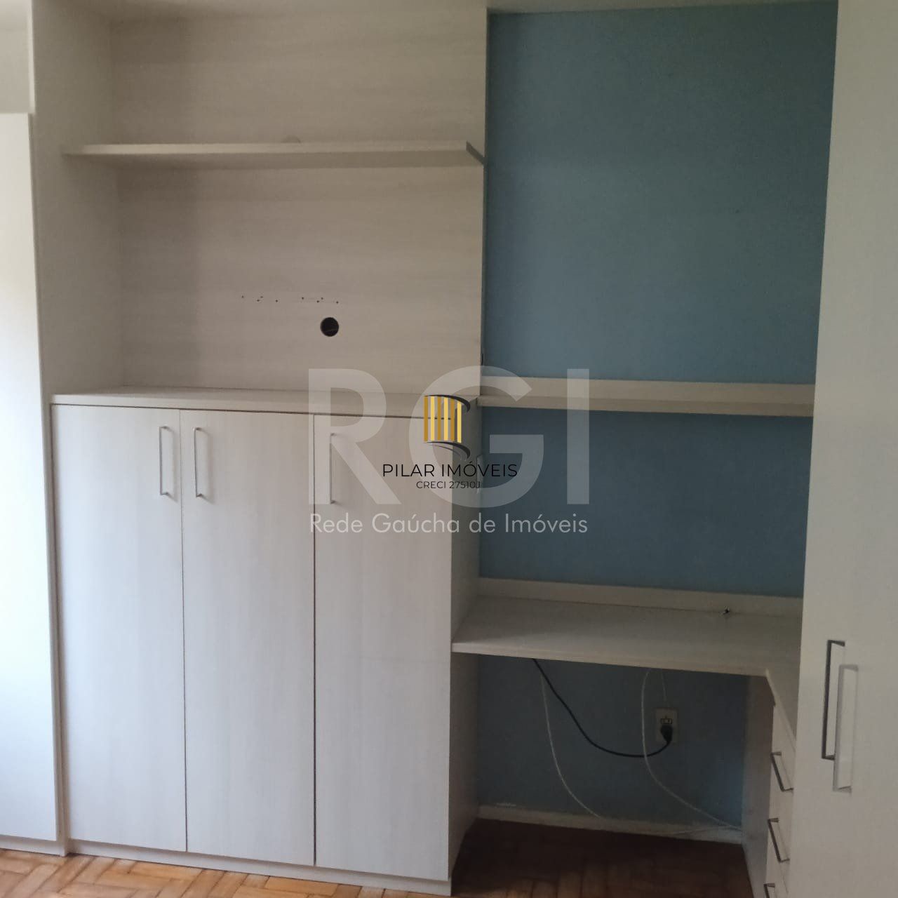 Apartamento Térreo, desocupado, 1 quarto com 2 pátios !