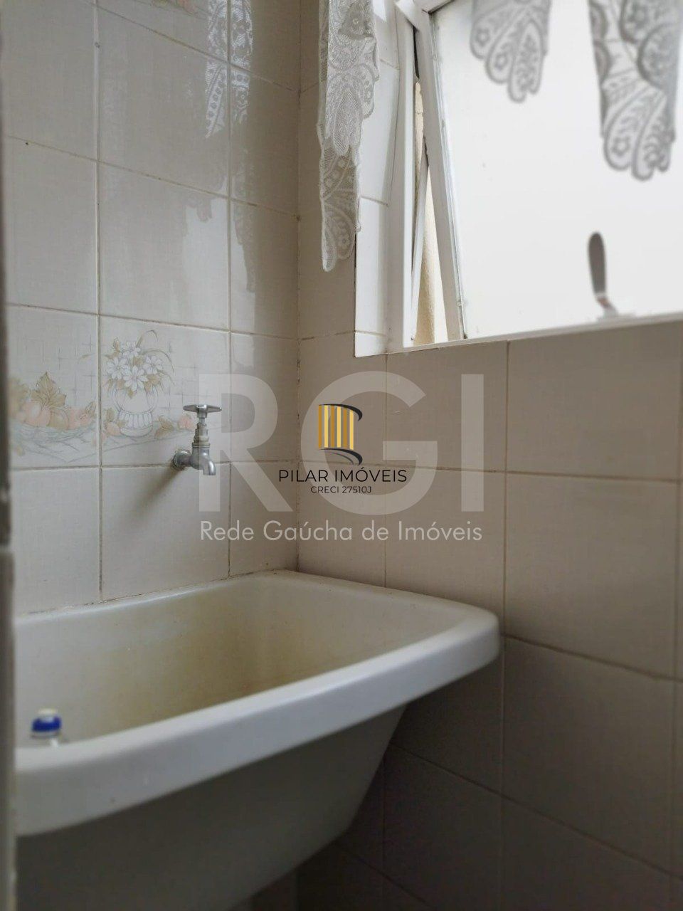 Apartamento de 1 dormitório com elevador,sol da manha