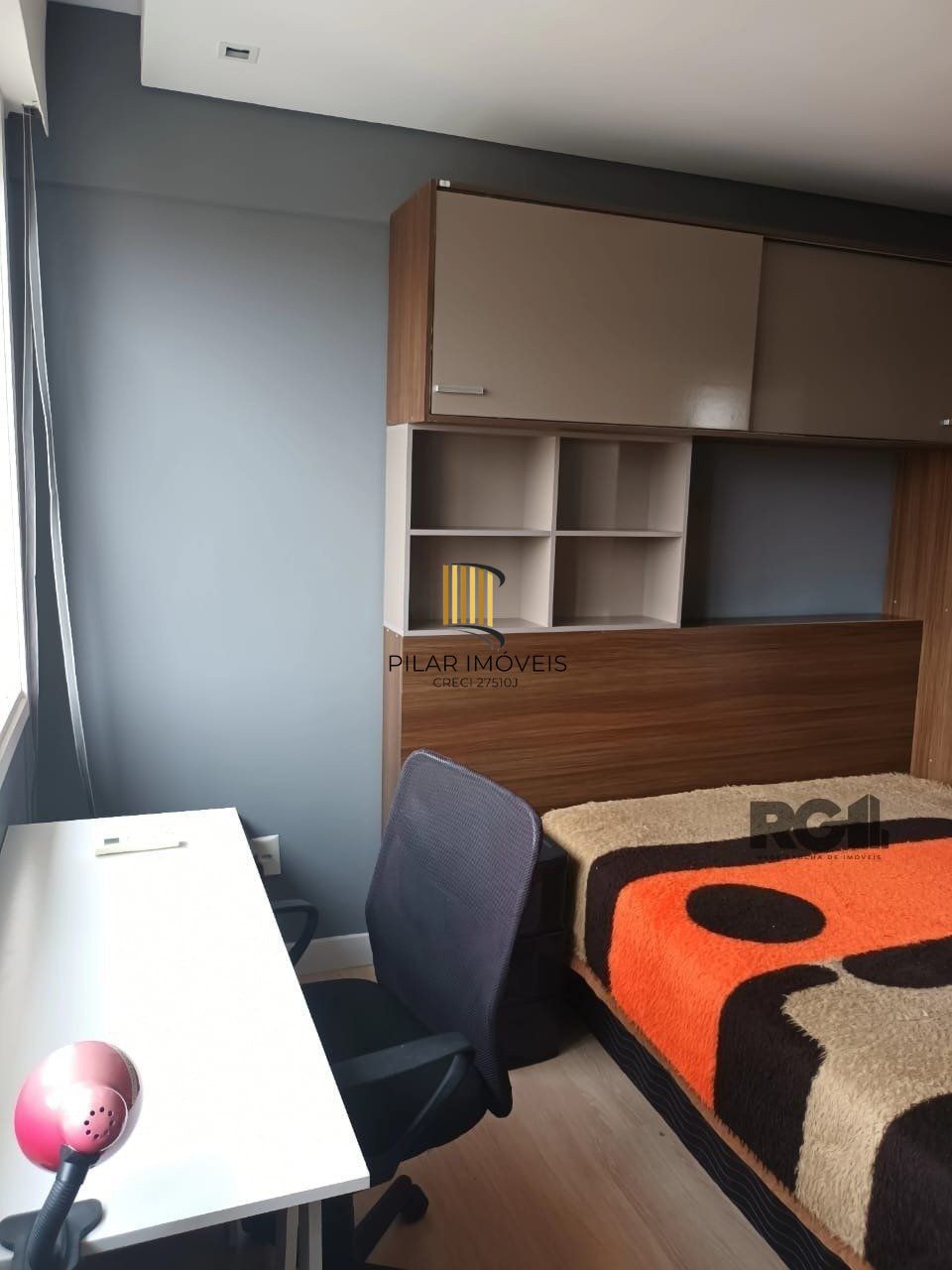 Apartamento 2 quartos, garagem semi mobiliado!