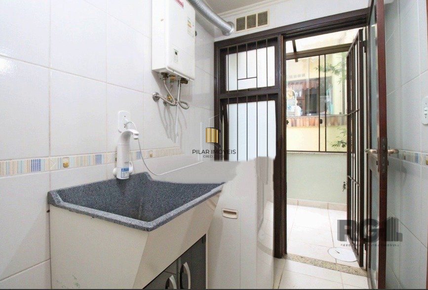 Casa com 3 quartos, suite e 2 vagas garagem!
