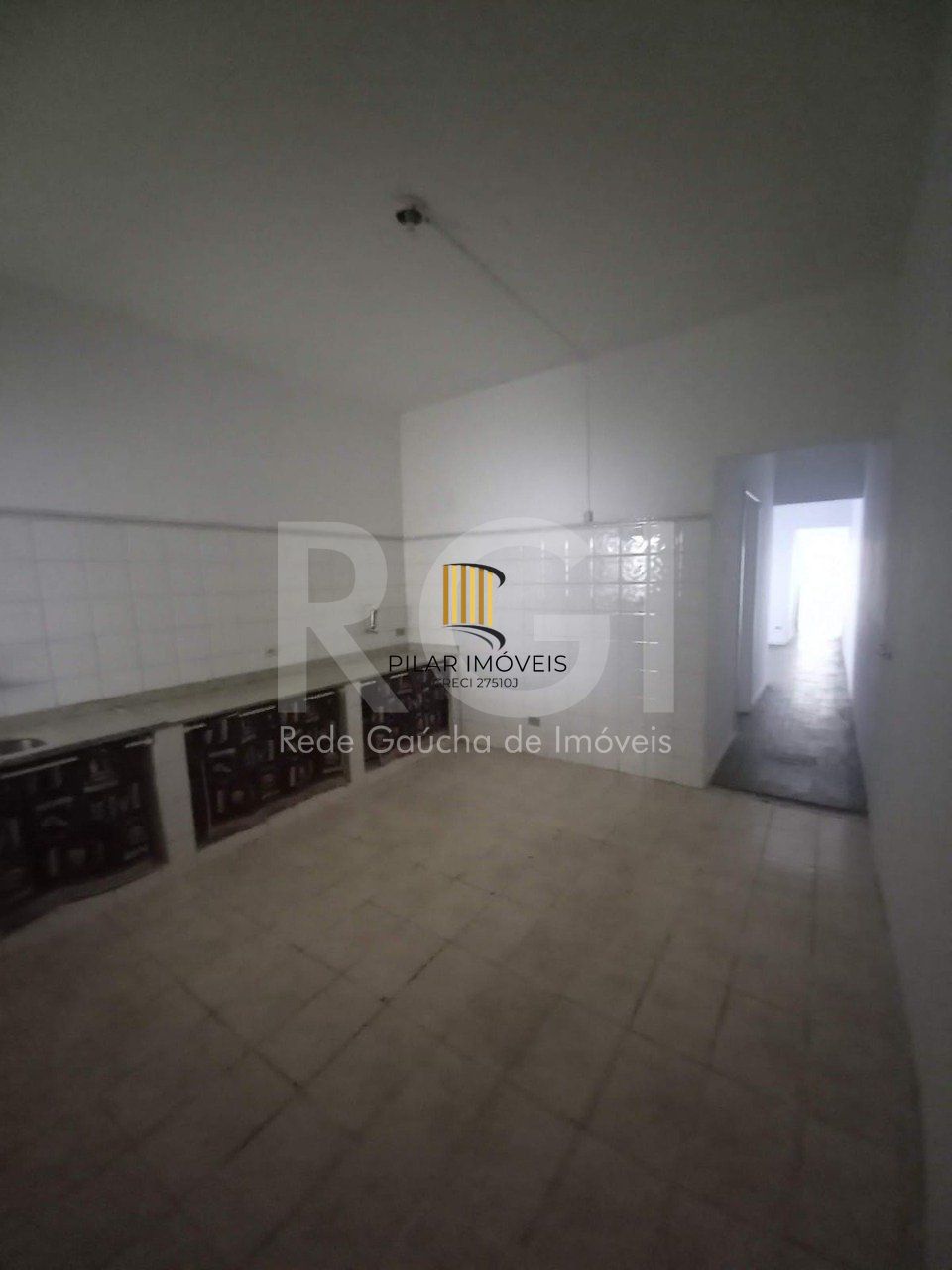 Casa para Venda - 140m², 4 dormitórios, 1 vaga - Cidade Baixa