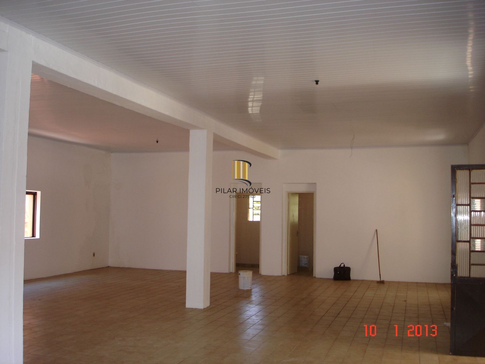 Pavilhão 3 dormitórios no bairro Floresta