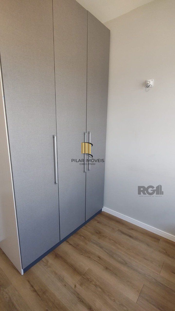 Apartamento 2 quartos, suíte e garagem na Cidade Baixa.