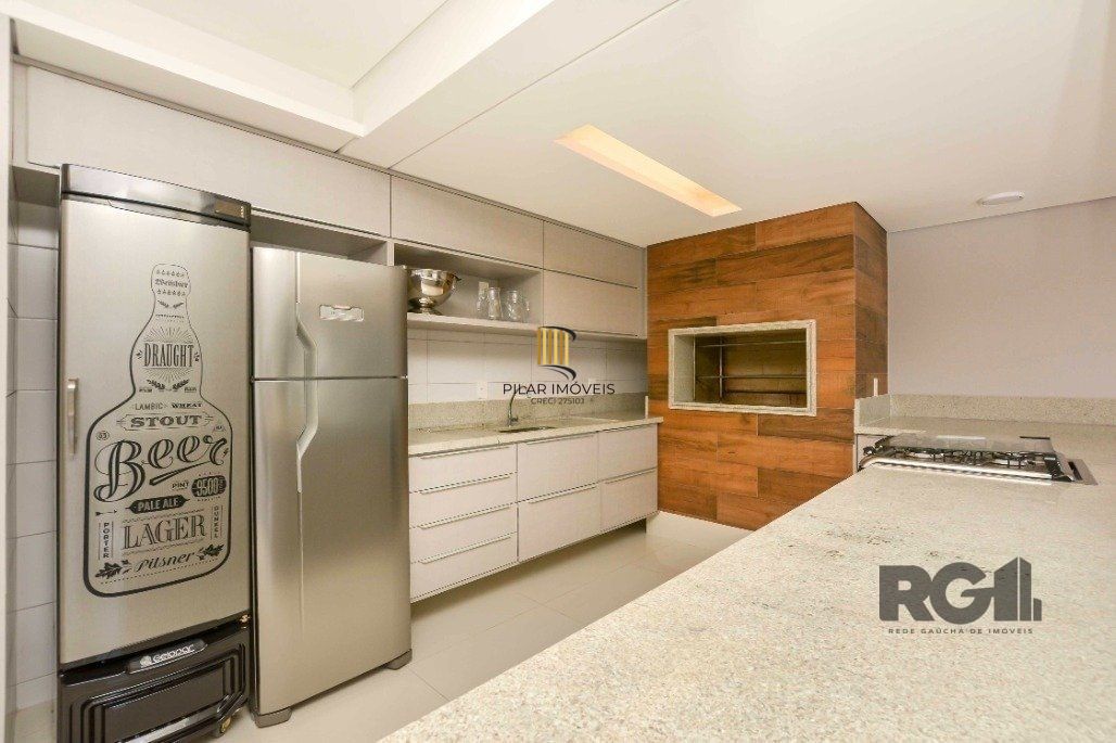 Apartamento 2 quartos, suíte e garagem na Cidade Baixa.