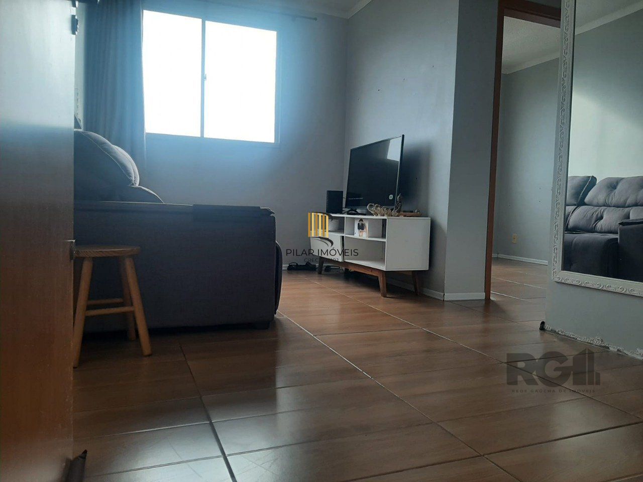   Apartamento 1 dormitório 5 andar de fundos, garagem  no bairro: Leopoldina - Porto Alegre