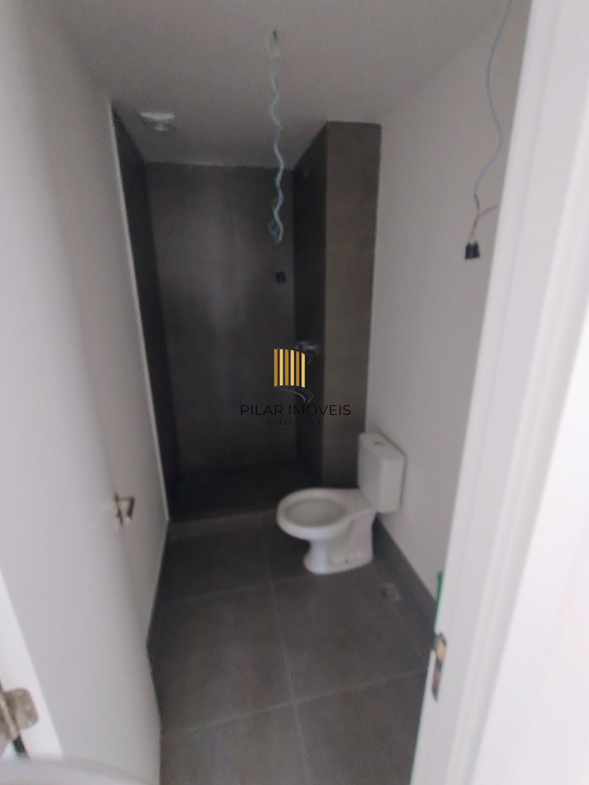 **Apartamento 3 quartos 2 garagens Novo e Desocupado à Venda na Cidade Baixa, Porto Alegre, RS**