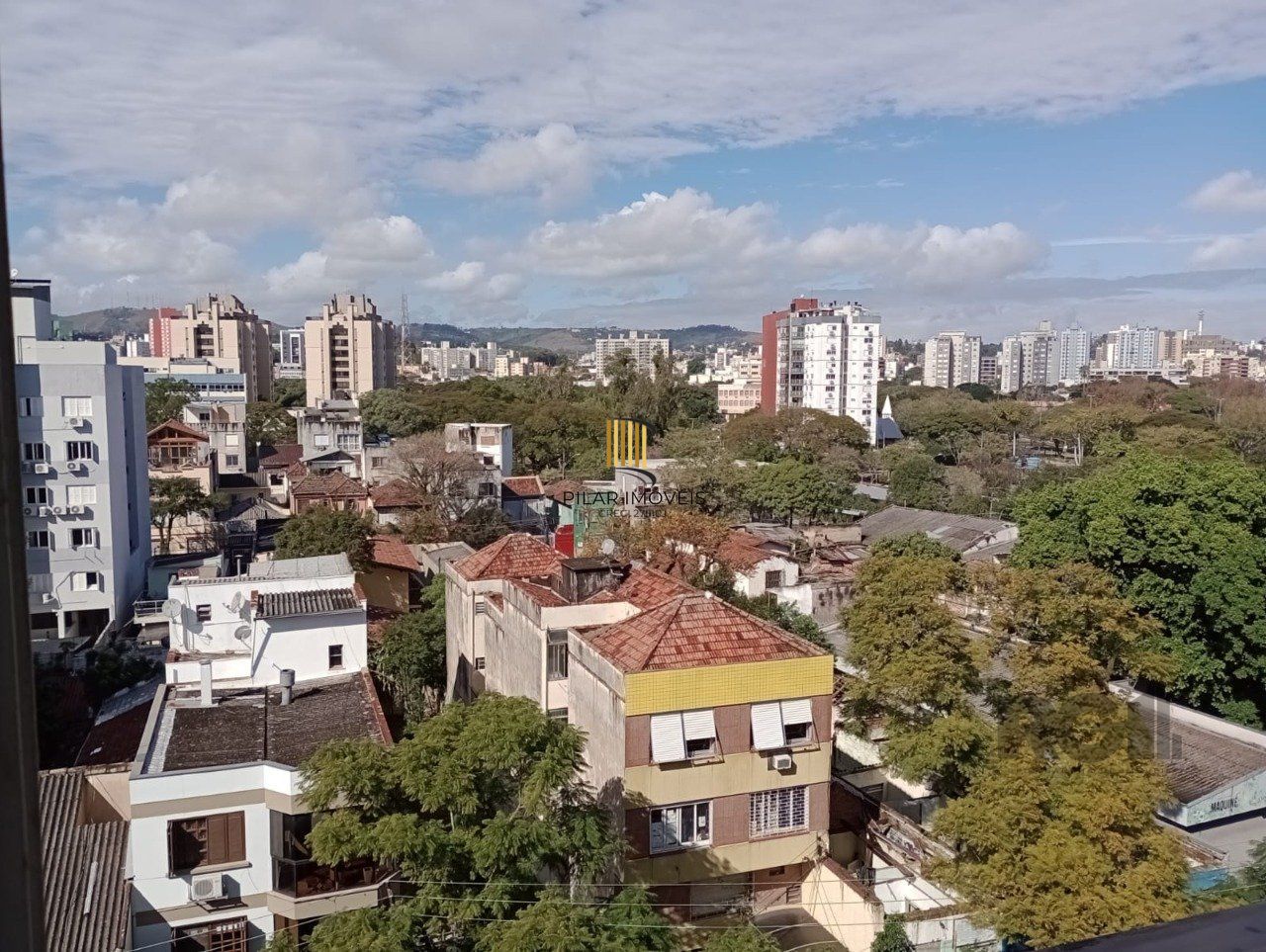 Apartamento 2 quartos, garagem semi mobiliado!