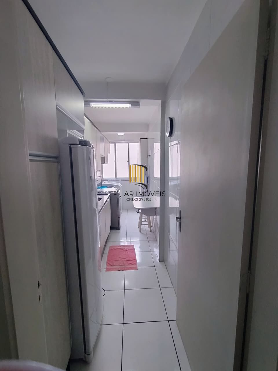 Vende apartamento 1 quarto,  desocupado, andar alto no bairro Cidade Baixa