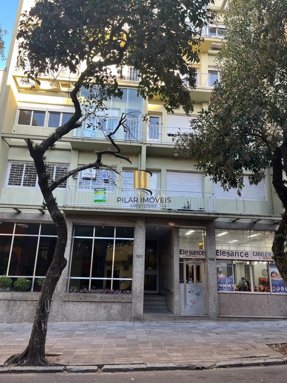 Apartamento 3 dormitórios com 97m2 privativos no Centro Histórico